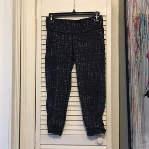 Cropped Yoga Pants